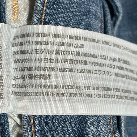 Hollister Shorts High Rise Mom Size 5 Waist 27 Blue Denim Cuffed Cut Off - Picture 8 of 9